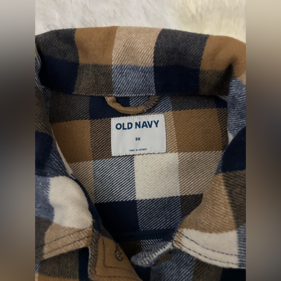 Plaid Flannel Button-Up Jacket - Picture 8 of 8